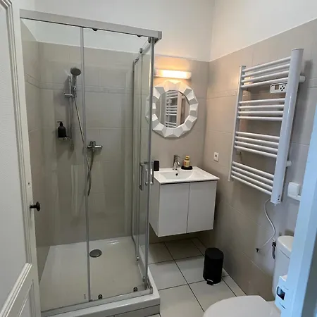 Cosy T1 30m2 Avec Cour En Plein Coeur De Lejlighed Marmande