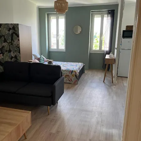 Cosy T1 30m2 Avec Cour En Plein Cœur De * Marmande