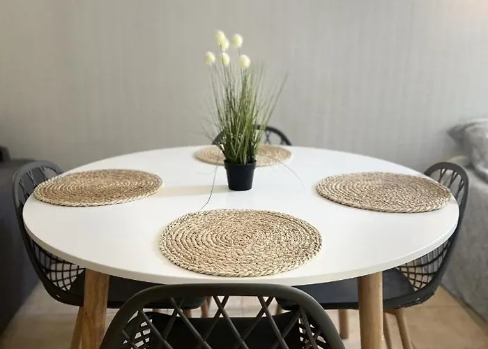 Cosy T1 30m2 Avec Cour En Plein Coeur De *